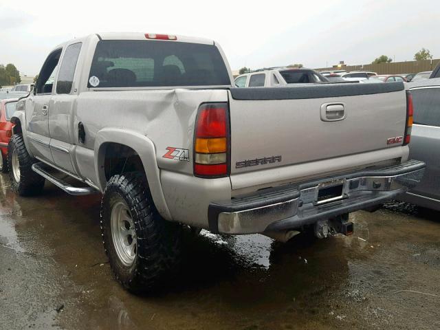 2GTEK19T041249749 - 2004 GMC NEW SIERRA SILVER photo 3