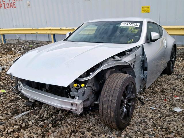 JN1AZ4EH4HM953690 - 2017 NISSAN 370Z SILVER photo 2