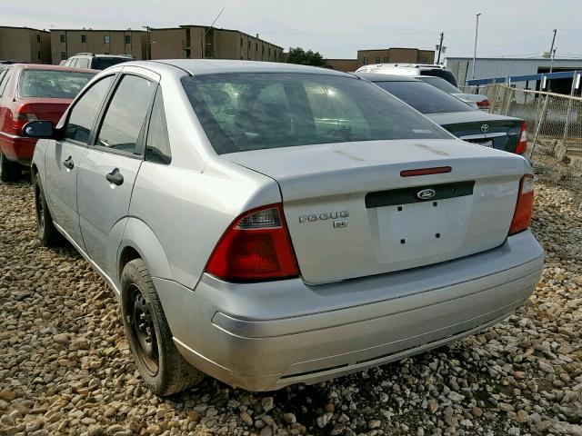 1FAFP34N47W119602 - 2007 FORD FOCUS ZX4 SILVER photo 3