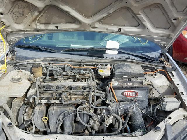 1FAFP34N47W119602 - 2007 FORD FOCUS ZX4 SILVER photo 7