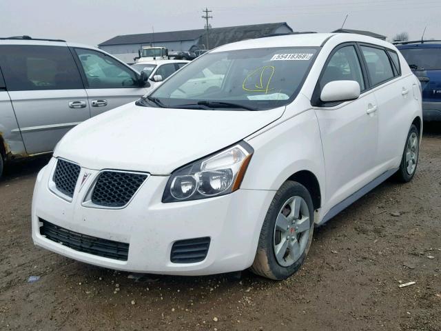 5Y2SP67099Z443883 - 2009 PONTIAC VIBE WHITE photo 2