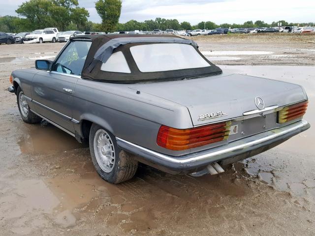 WDB1070421A004520 - 1984 MERCEDES-BENZ SLC 280 GRAY photo 3