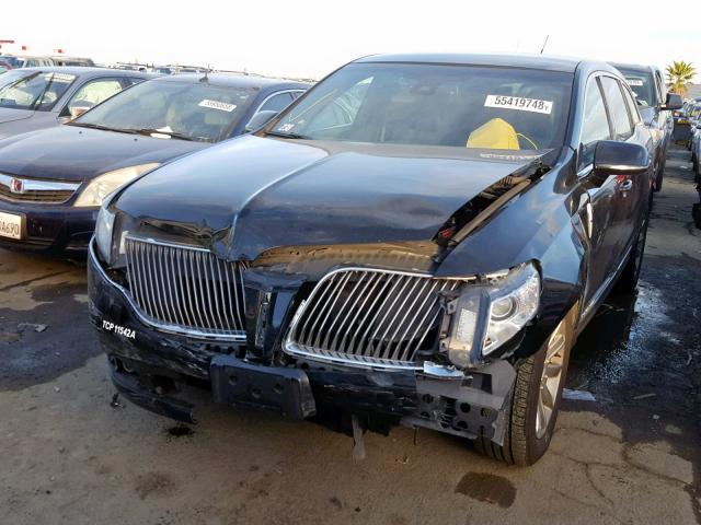 2LMHJ5NK5GBL00763 - 2016 LINCOLN MKT BLACK photo 2