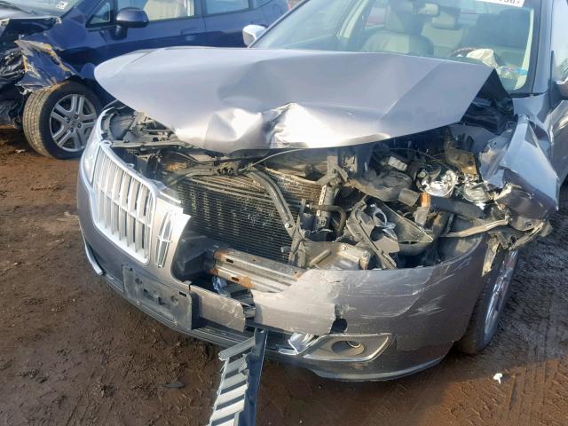 3LNHL2GC1AR643508 - 2010 LINCOLN MKZ GRAY photo 9