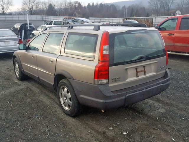 YV1SZ59H331096946 - 2003 VOLVO XC70 GOLD photo 3