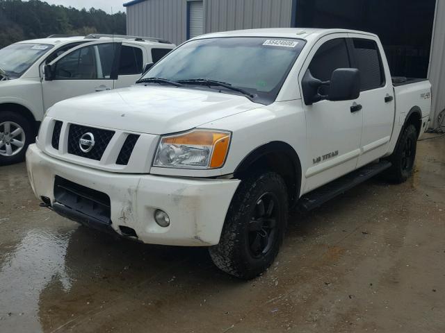 1N6BA0EC4BN324869 - 2011 NISSAN TITAN S WHITE photo 2