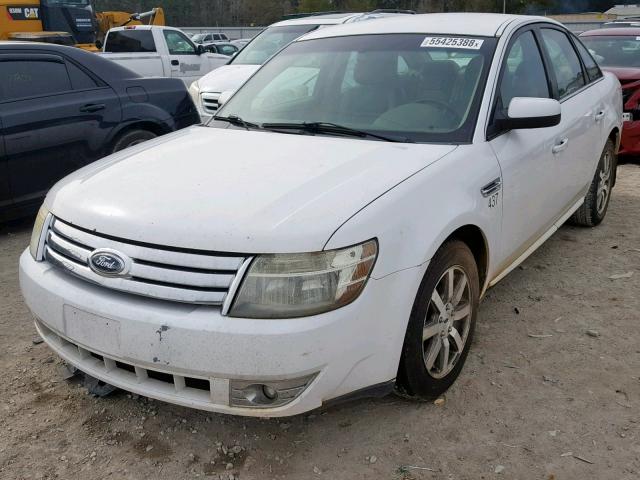 1FAHP24W58G151319 - 2008 FORD TAURUS SEL WHITE photo 2