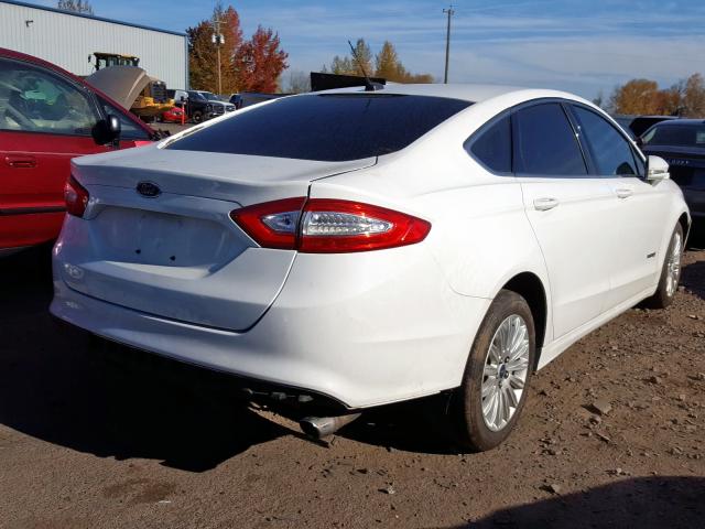 3FA6P0LU4DR184987 - 2013 FORD FUSION SE WHITE photo 4