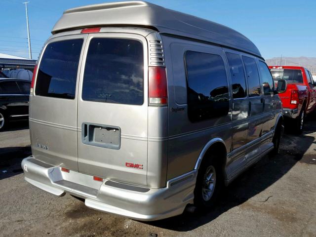 1GDFG15R521182712 - 2002 GMC SAVANA RV TAN photo 4