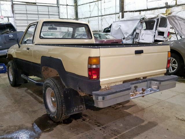 JT4RN63R0G5013317 - 1986 TOYOTA PICKUP RN6 YELLOW photo 3