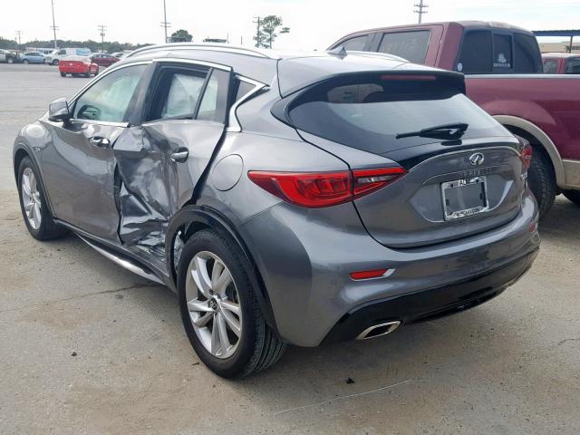 SJKCH5CP3HA028549 - 2017 INFINITI QX30 BASE GRAY photo 3