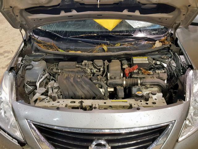 3N1CN7AP3EL819715 - 2014 NISSAN VERSA SILVER photo 7