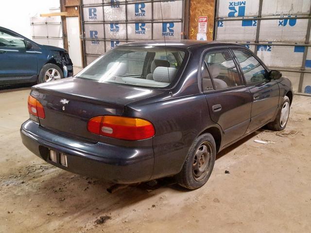 1Y1SK52862Z421055 - 2002 CHEVROLET GEO PRIZM BLACK photo 4