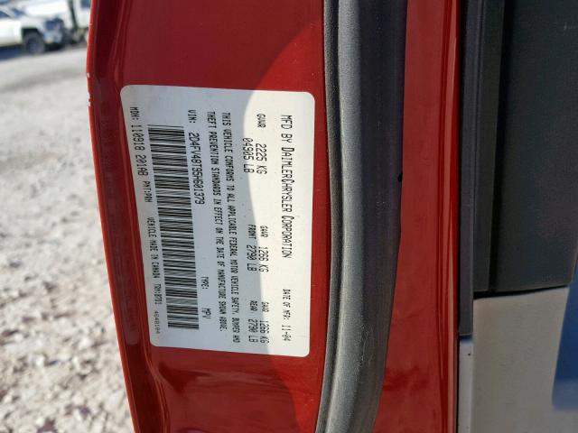 2D4FV48T95H601379 - 2005 DODGE MAGNUM SE RED photo 10