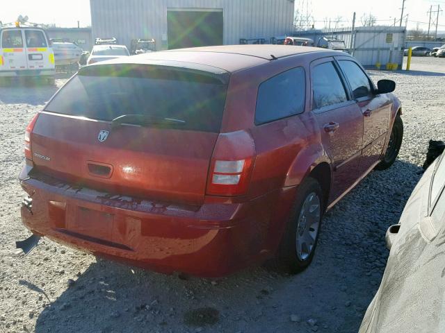 2D4FV48T95H601379 - 2005 DODGE MAGNUM SE RED photo 4