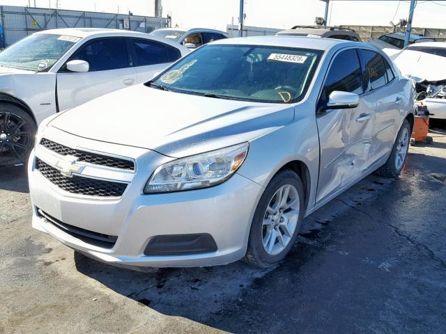 1G11C5SA0DF194586 - 2013 CHEVROLET MALIBU 1LT ვერცხლისფერი ფოტო 2