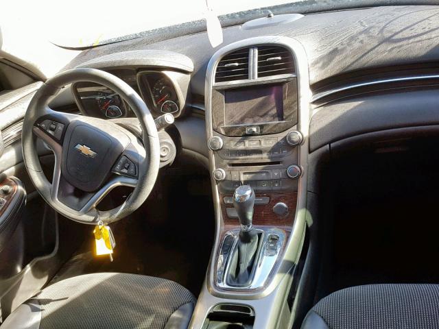 1G11C5SA0DF194586 - 2013 CHEVROLET MALIBU 1LT ვერცხლისფერი ფოტო 9