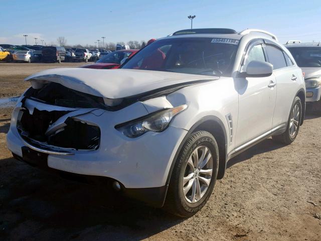 JN8AS1MW2BM732942 - 2011 INFINITI FX35 WHITE photo 2