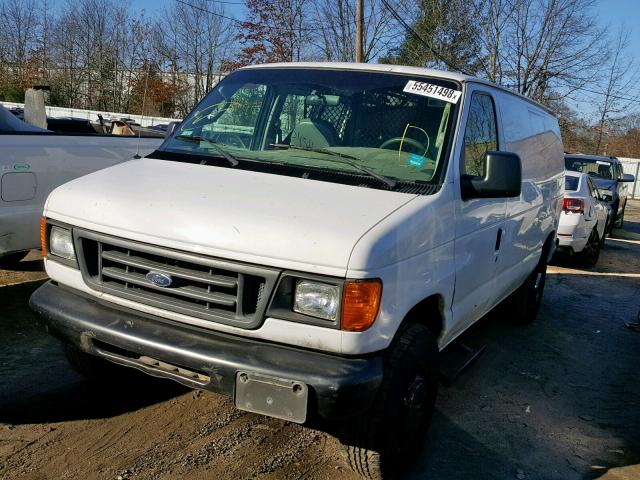 1FTSE34L53HB45556 - 2003 FORD ECONOLINE WHITE photo 2