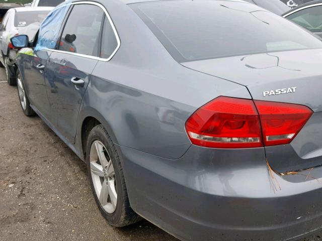 1VWBH7A39DC013902 - 2013 VOLKSWAGEN PASSAT SE GRAY photo 3