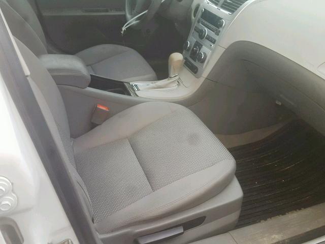 1G1ZC5E03CF143992 - 2012 CHEVROLET MALIBU 1LT WHITE photo 5