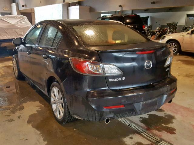 JM1BL1U61B1410615 - 2011 MAZDA 3 S BLACK photo 3