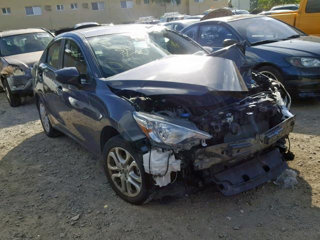 3MYDLBZV4GY126320 - 2016 TOYOTA SCION IA GRAY photo 1