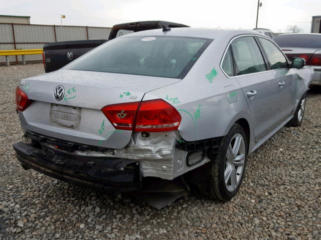 1VWBH7A36EC002471 - 2014 VOLKSWAGEN PASSAT SE SILVER photo 4