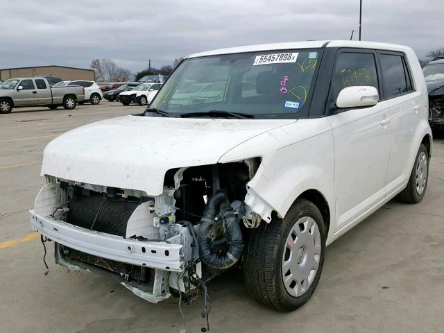 JTLZE4FE3FJ076631 - 2015 TOYOTA SCION XB WHITE photo 2