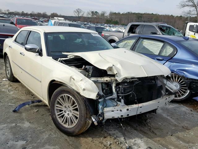 2C3CA5CV7AH203063 - 2010 CHRYSLER 300 TOURIN CREAM photo 1