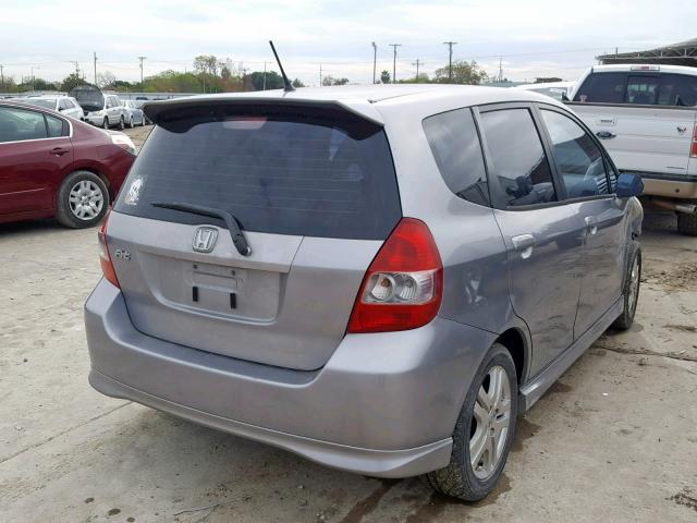 JHMGD38628S038230 - 2008 HONDA FIT SPORT GRAY photo 4