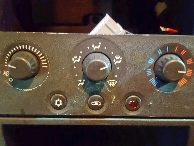 2G2WP552561282280 - 2006 PONTIAC GRAND PRIX შავი ფოტო 9