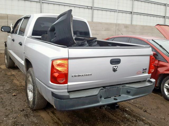 1D3HE38NX8S590480 - 2008 DODGE DAKOTA SXT SILVER photo 3