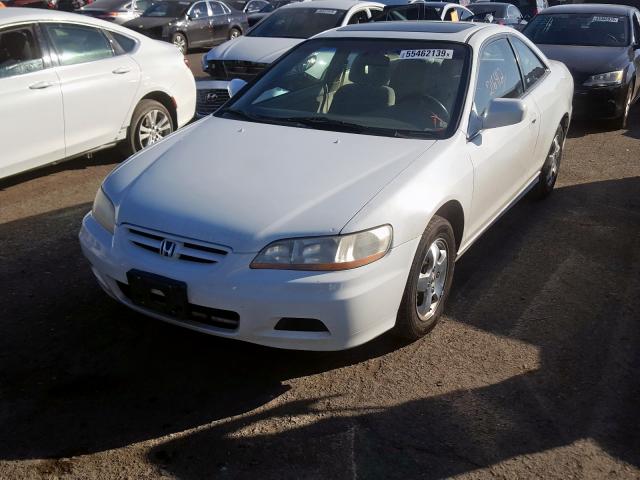 1HGCG32501A009720 - 2001 HONDA ACCORD EX WHITE photo 2