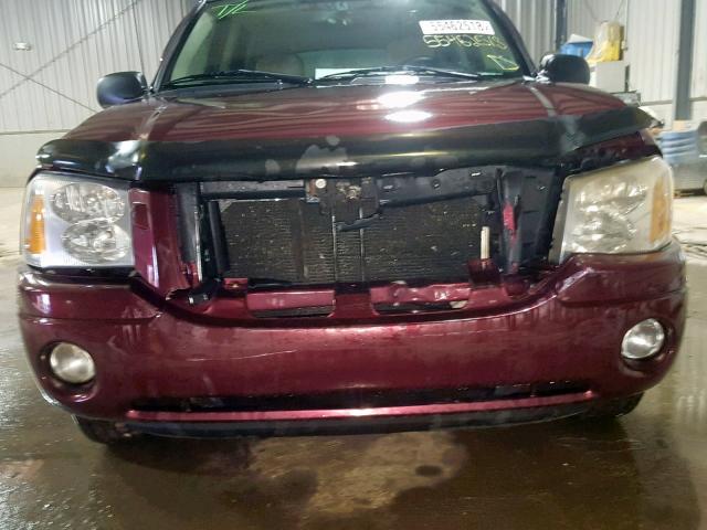 1GKDT13S562267406 - 2006 GMC ENVOY RED photo 9