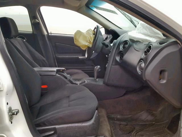 2G2WP552961135069 - 2006 PONTIAC GRAND PRIX WHITE photo 5