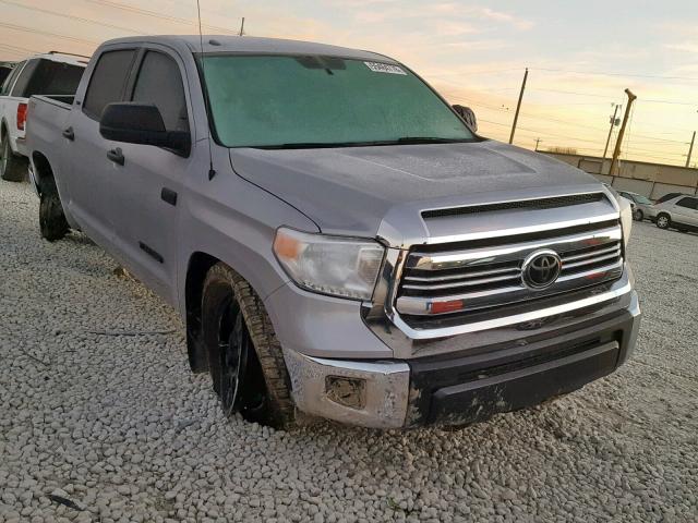 5TFDW5F17GX558345 - 2016 TOYOTA TUNDRA CRE SILVER photo 1