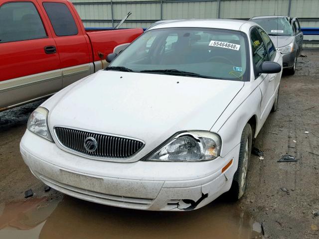 1MEFM50215A627402 - 2005 MERCURY SABLE GS WHITE photo 2