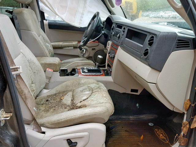1J8HG58N56C339218 - 2006 JEEP COMMANDER GRAY photo 5