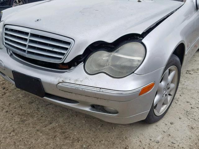 WDBRF61J53F324299 - 2003 MERCEDES-BENZ C 240 SILVER photo 9