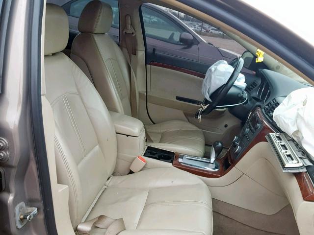 1G8ZS57N98F243552 - 2008 SATURN AURA XE TAN photo 5