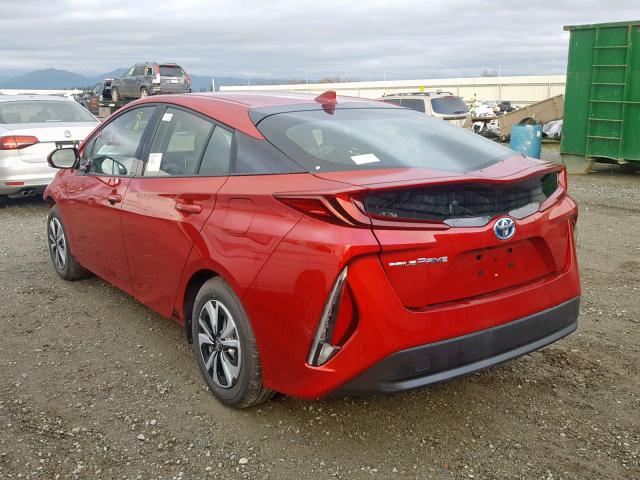 JTDKARFP9J3075312 - 2018 TOYOTA PRIUS PRIM RED photo 3