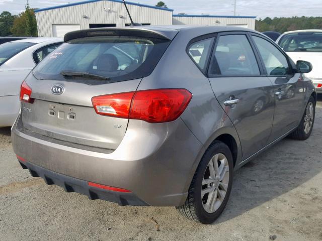 KNAFU5A27B5417923 - 2011 KIA FORTE EX SILVER photo 4