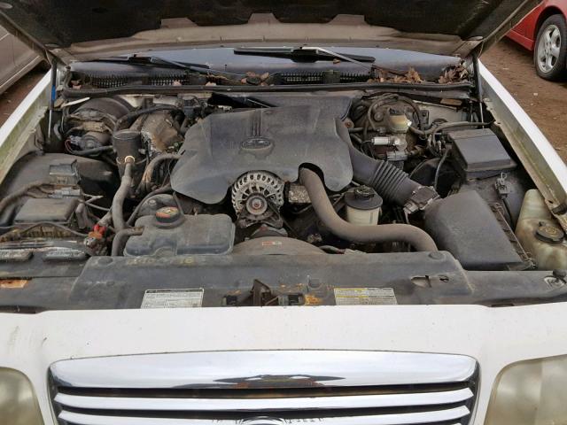 2FAFP74W1WX106521 - 1998 FORD CROWN VICT WHITE photo 7