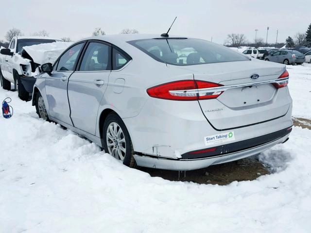 3FA6P0G70JR234719 - 2018 FORD FUSION S SILVER photo 3