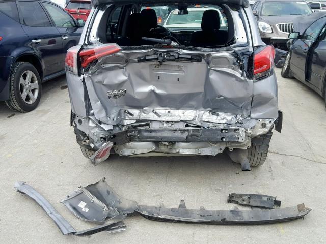 2T3ZFREV5JW428058 - 2018 TOYOTA RAV4 LE SILVER photo 9