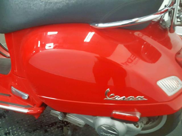 ZAPM459L395007989 - 2009 VESPA GTS 250 RED photo 19