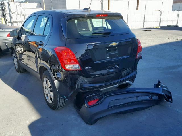 3GNCJKSB8HL256252 - 2017 CHEVROLET TRAX LS BLACK photo 3