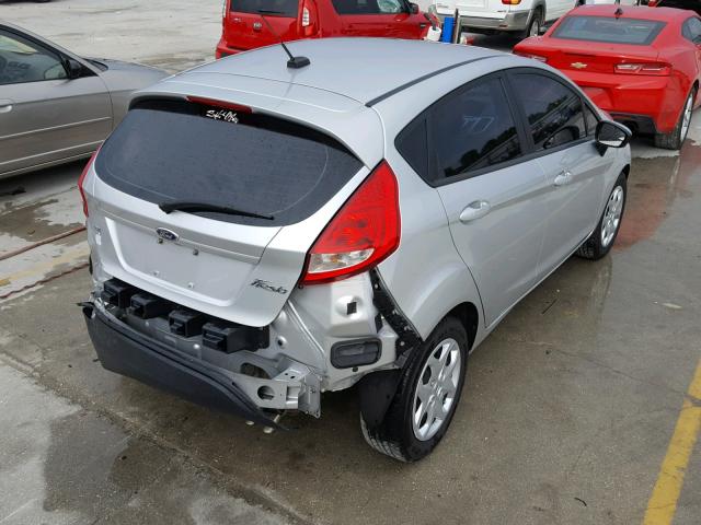 3FADP4EJ8CM186531 - 2012 FORD FIESTA SE SILVER photo 4