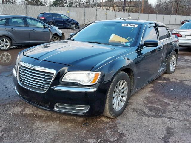 2C3CCAAG0DH527712 - 2013 CHRYSLER 300 BLACK photo 2